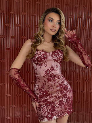 Rouge dress